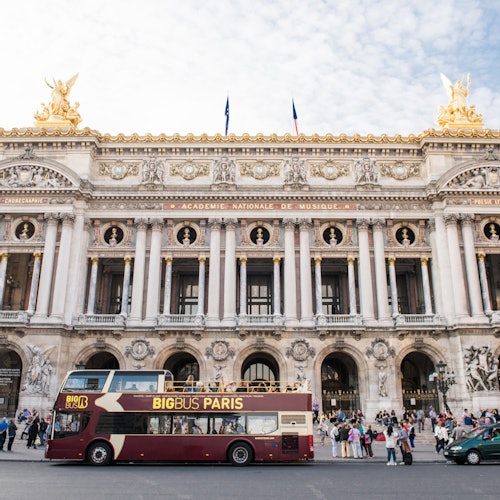 Big Bus Paris: Hop-on Hop-off Tour + Seine River Cruise
