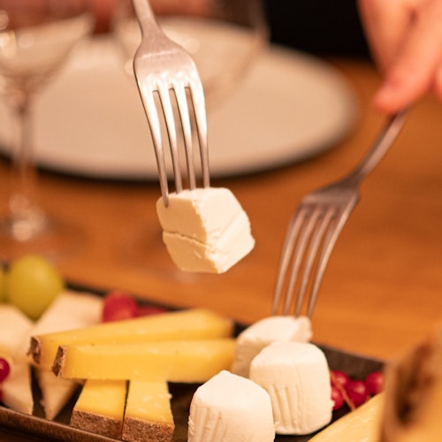 Paris: Wine and Cheese Aperitive with a Sommelier