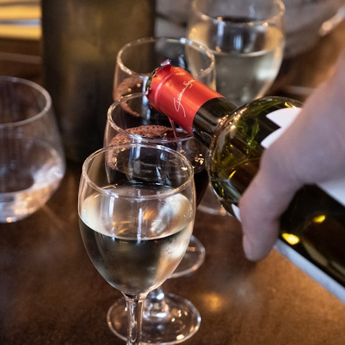 Montmartre Paris: French Bistrologie & Wine Tour