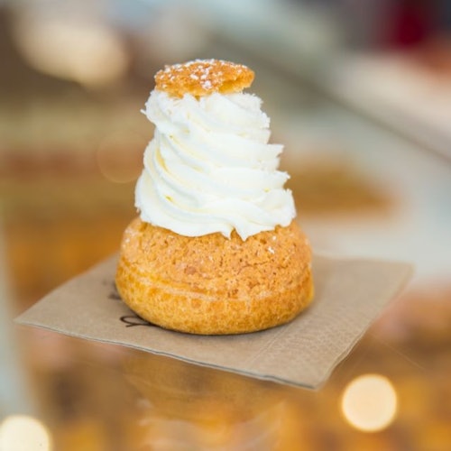 Paris: Saint Germain Sweet & Savory Food Tour