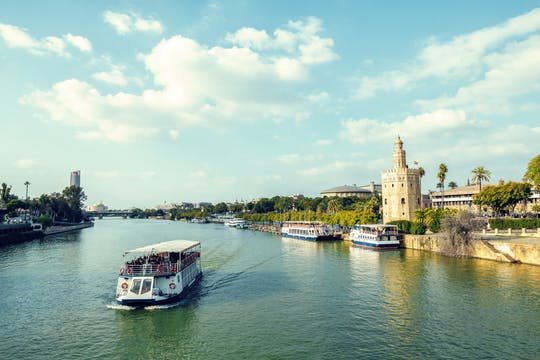 Crucero compartido por el Guadalquivir