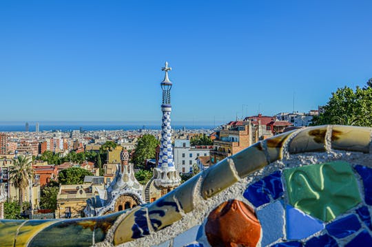 Acceso rápido y visita guiada al Park Güell