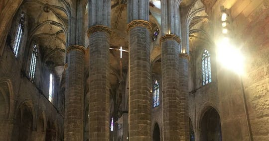 Visita guiada a Santa María del Mar de Idelfonso Falcones