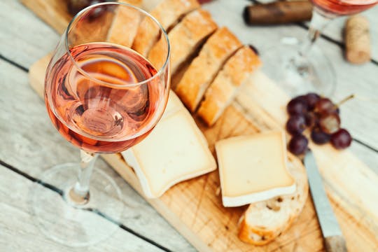 Wine and cheese tasting in Paris