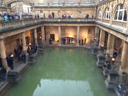 Private tour of Stonehenge and Bath from London