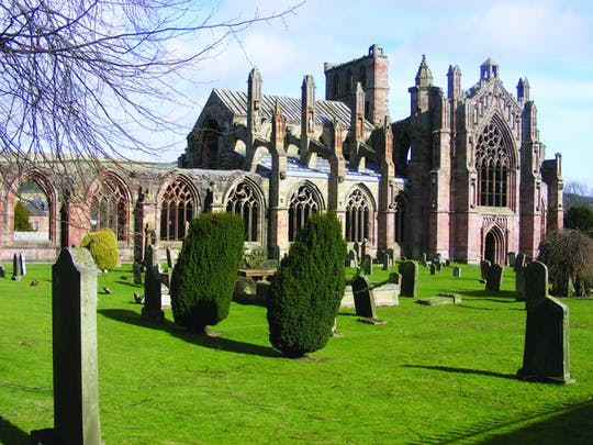 Excursión de un día en grupo reducido a Rosslyn Chapel y Scottish Borders