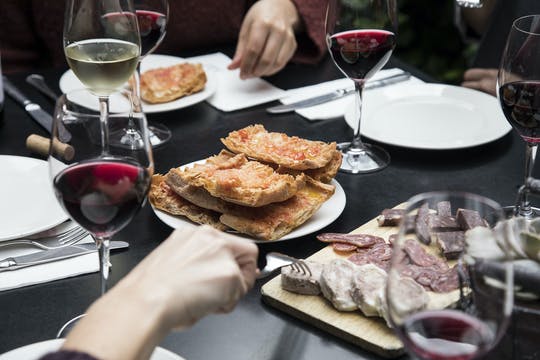 Tour de vinos y tapas de Barcelona