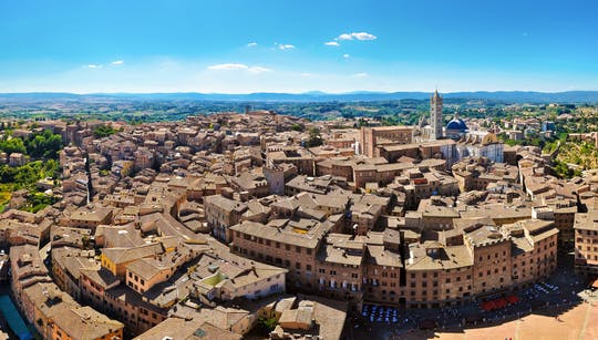 Day Trip to Pisa, Siena and San Gimignano with Optional Lunch