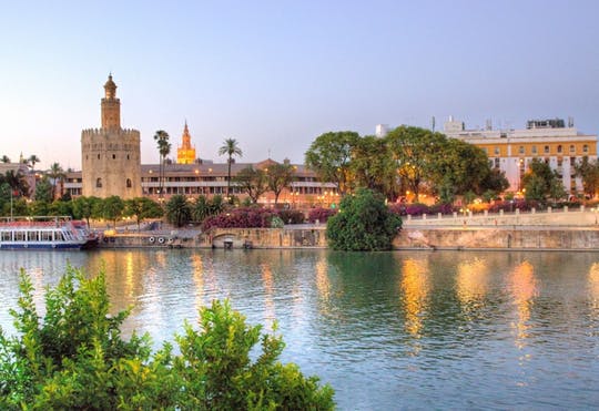 Paseo en barco por el Guadalquivir en Sevilla