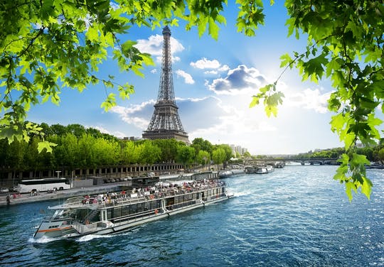 Tootbus Must See Paris hop-on hop-off bus tour with cruise