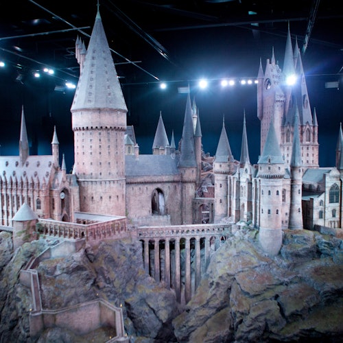Harry Potter Warner Bros. Studio London: Entry + Roundtrip Transport
