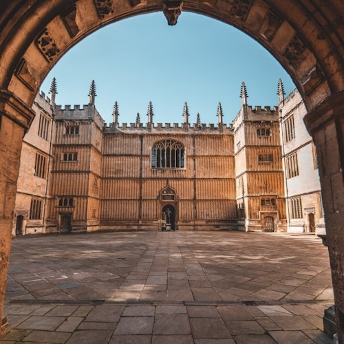 Harry Potter Warner Bros. Studio London: Entry + Roundtrip Transport