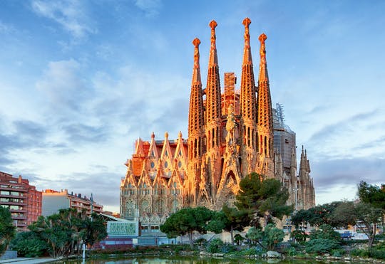 Entradas y visita guiada a la Sagrada Familia
