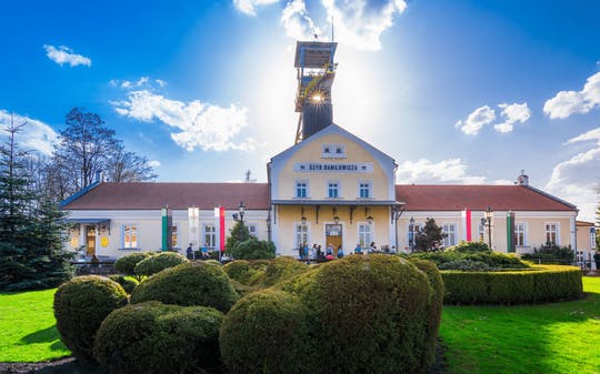 Excursión de un día a Auschwitz-Birkenau y a la mina de sal de Wieliczka desde Cracovia