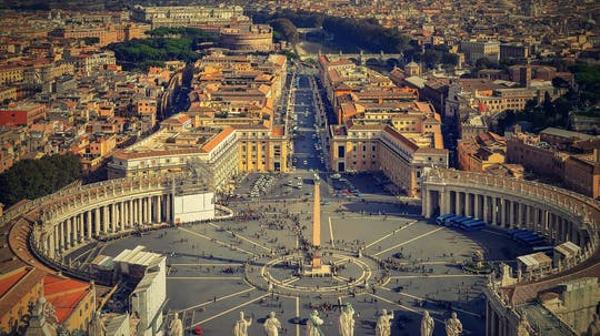 Recorrido panorámico con paradas libres por Roma
