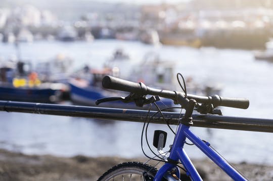 Follow the river e-bike tour in Lisbon