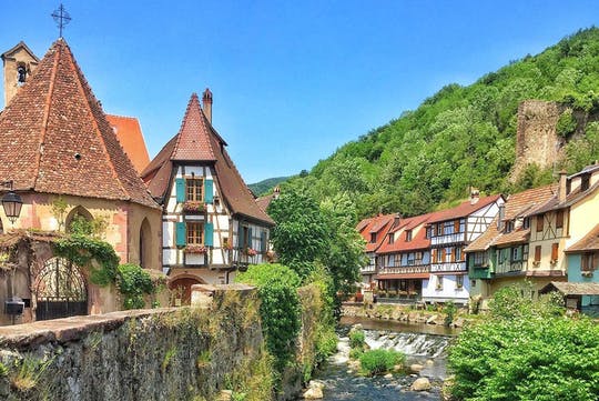 Excursión de un día a las Perlas del Viñedo desde Estrasburgo