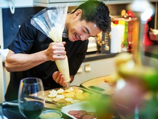 Champagne and French Macaron Workshop with a Masterchef