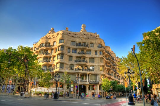 Entradas sin colas a La Pedrera con audioguía