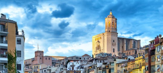 Dalí's Figueres and Girona bus tour from Barcelona