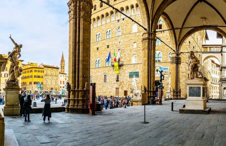 Medicis walking tour in Florence
