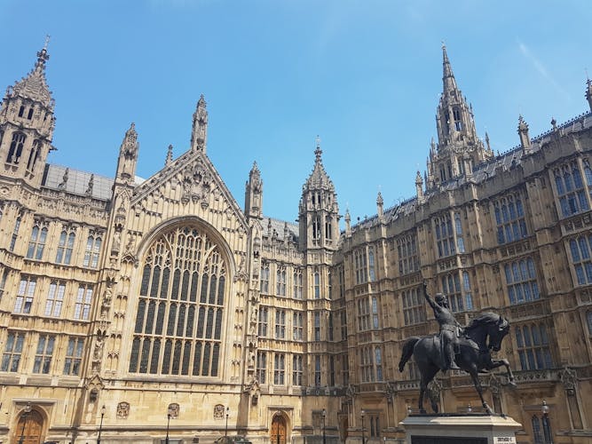 30 Top London Sights Private Group Tour with a Local Guide