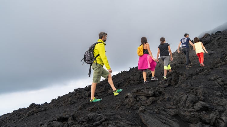 Visita guiada al Etna con degustación de vinos desde Catania