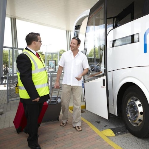 London: Bus Transfer To/From Stansted Airport and London Liverpool Street Stn