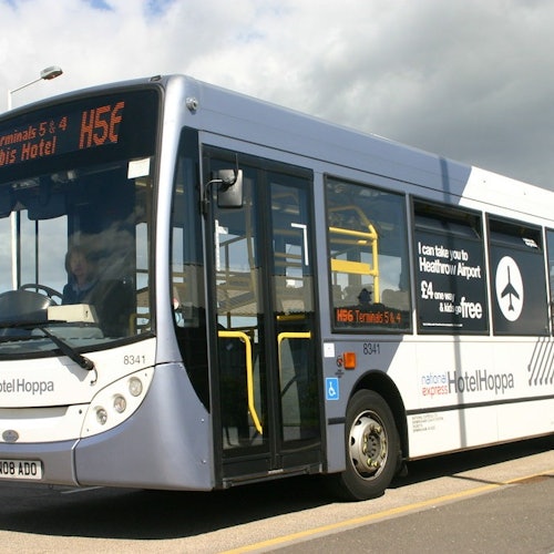London: Bus Transfer To/From Heathrow Airport and Heathrow Renaissance Hotel