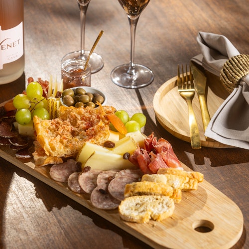 Cavas Freixenet: Guided Winery Tour & Tasting + Aperitif