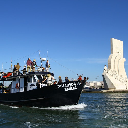 Cascais: One-Way Cruise from Lisbon + Drinks