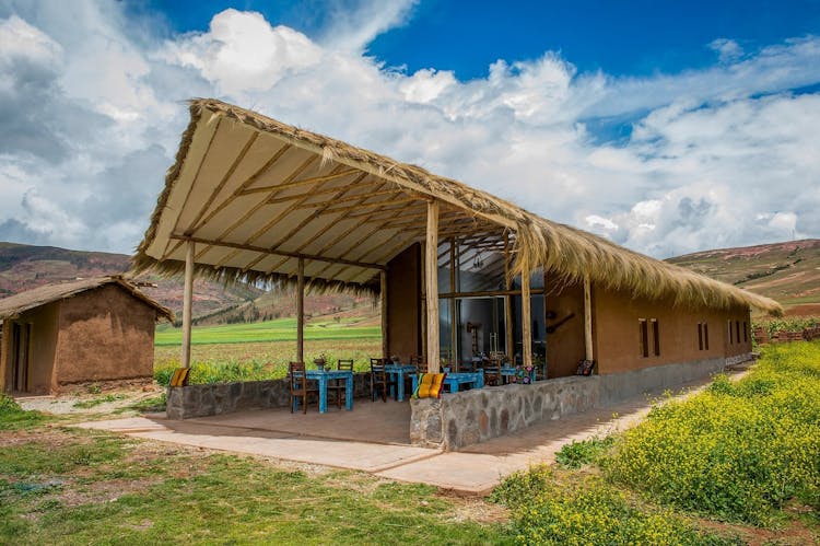 Almuerzo Banquete en el Restaurante UNU Tiobamba en el Valle Sagrado