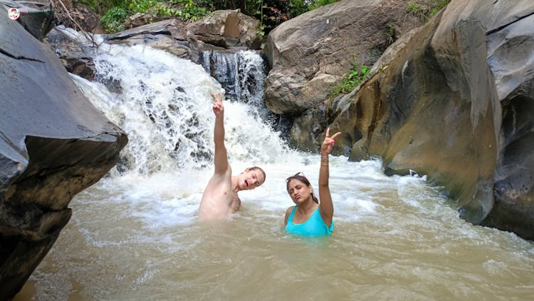 Excursión de medio día para admirar elefantes y disfrutar de la naturaleza tailandesa