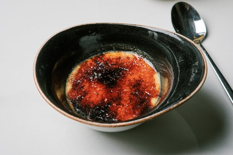 Live Fado show, port wine, and dinner at Fonseca in Porto