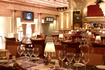 Tango-Unterricht, Abendessen, Getränke und Folklore-Show im Gala Tango in Buenos Aires