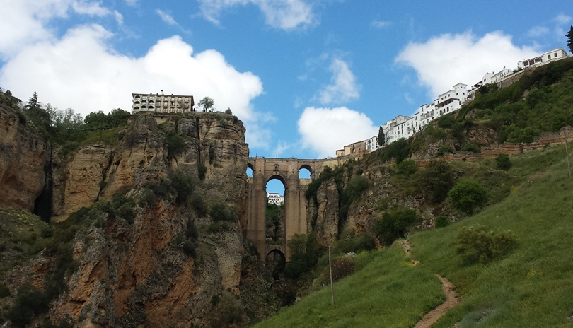 White Villages and Ronda Day Trip through the Serranía from Seville