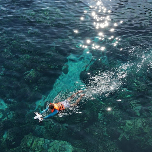 Racha e Isla Coral: Paseo en barco Ombre desde Phuket + Comida y Cena