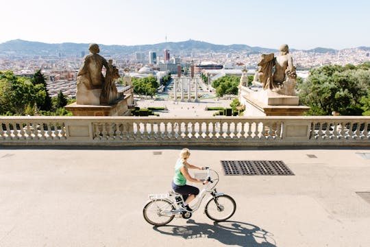 Vistas panorámicas de Montjuïc e-bike tour
