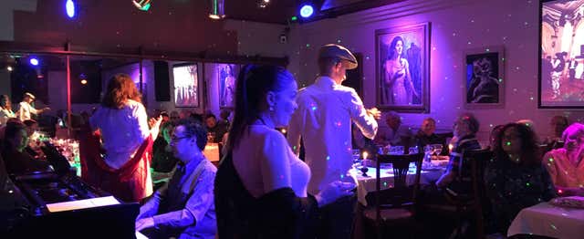 Cena con espectáculo de ópera y zarzuela en el restaurante La Castafiore