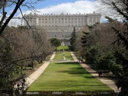Royal Palace & Almudena Cathedral Tour
