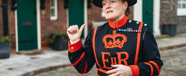Tower of London Tour with Private Beefeater Guide