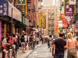 Chinatown, Little Italy & Soho Walking Tour