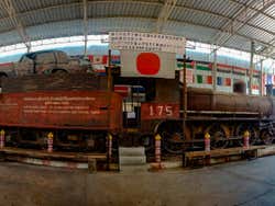 Excursión al Mercado Flotante de Damuan Saduak y el río Kwai