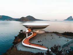 Excursión a Niterói + Visita al Museo de Arte Contemporáneo