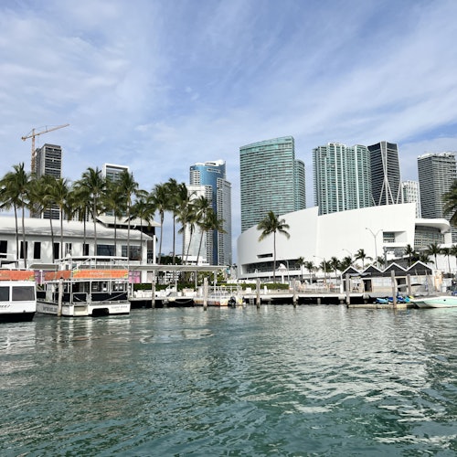 Miami: Crucero de Celebrity Homes en yate de lujo