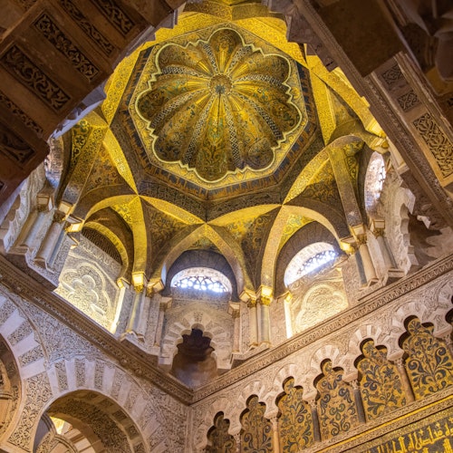 Desde Sevilla: Excursión guiada de un día a Córdoba y Mezquita-Catedral