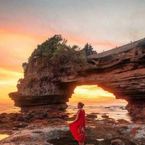 Bali: Visita Privada a los Templos de Tanah Lot y Uluwatu + Danza Kecak