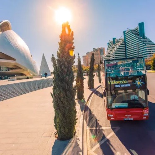 Valencia: Bus turístico de 48 horas + Entrada a la Capilla Sixtina Valenciana