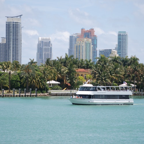 Miami: Crucero turístico Island Queen Millionaire's Row