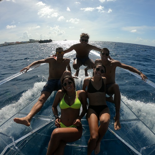 Cozumel: Excursión en barco de cristal, bebidas y snorkel